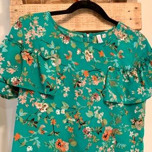 Xhilaration Floral Blouse